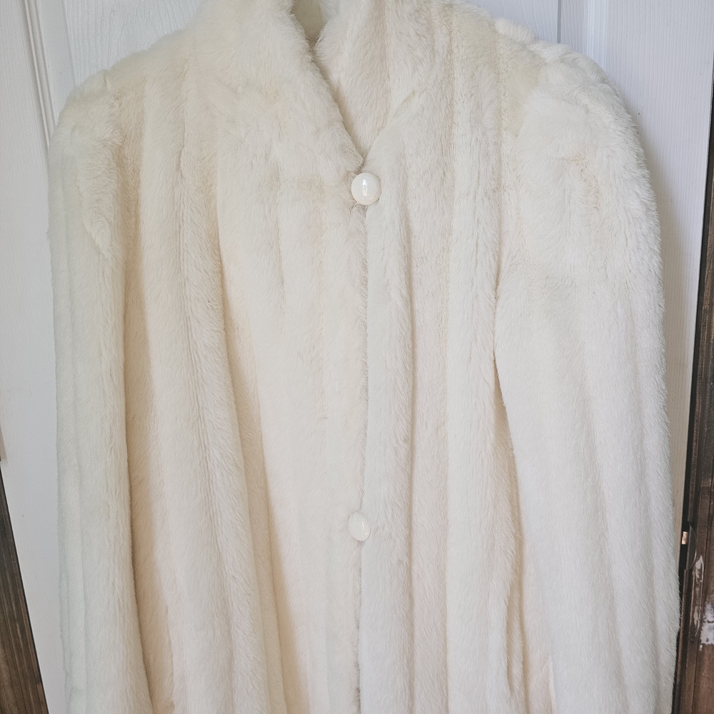 Vintage Faux Fur Coat - Intrigue by Glenoit - Size 12 ✨